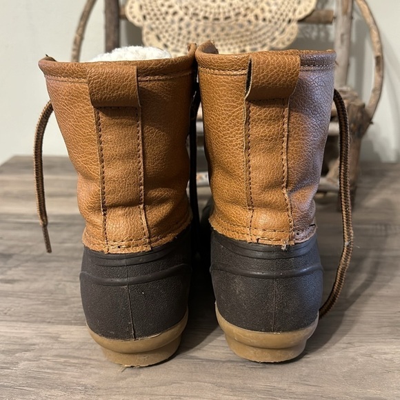 EUC! BLUE SUEDE SHOES HUEY TODDLER FLEECE LINED LACE UP DUCK BOOTS - Picture 5 of 13